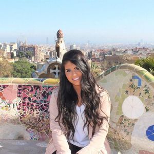 Meet your Posher, Eleni